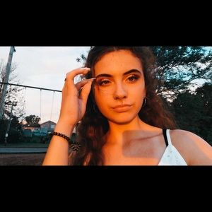 Meet your Posher, Annamarie